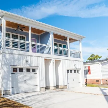 Image 3 - 1658 Pinfish Lane, Wilmington Beach, Carolina Beach, NC 28428, USA - House for sale