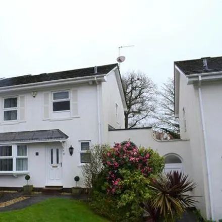 Buy this 3 bed duplex on Woodlands in Knowle, EX9 6AT