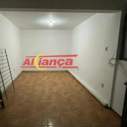 Rent this 1 bed house on Rua Capitão Zineu Simionato in Morros, Guarulhos - SP
