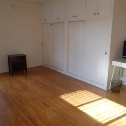 Image 4 - 1416 Reeves Street, Los Angeles, CA 90035, USA - Room for rent