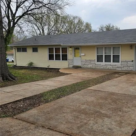 Buy this 3 bed house on 10152 Dellridge Lane in Dellwood, Saint Louis County