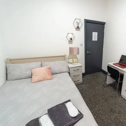Rent this studio apartment on Birmingham in B29 7BU, United Kingdom