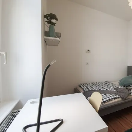 Rent this 3 bed room on Fritz-Reuter-Straße 4 in 10827 Berlin, Germany