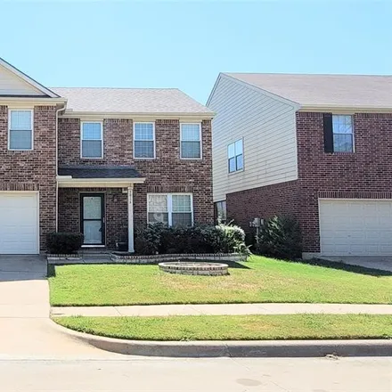 Rent this 3 bed house on 5016 Meridian Lane in Fort Worth, TX 76244