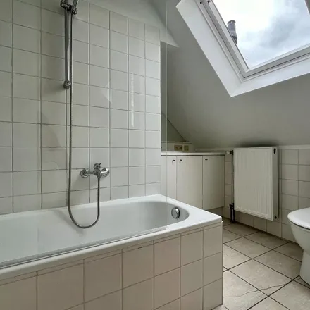 Rent this 2 bed apartment on Izegemsestraat 77 in 8501 Kortrijk, Belgium
