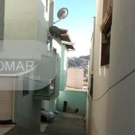 Buy this 3 bed house on Rua Quaresmeiras in Sede, Contagem - MG