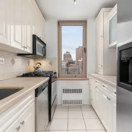 Rent this 1 bed apartment on The Monarch in 200 East 89th Street, New York