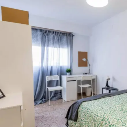 Rent this 5 bed room on Dia Market in Carrer dels Lleons, 46023 Valencia