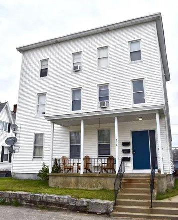Buy this 7 bed townhouse on 329 Rimmon Street in Manchester, NH 03102