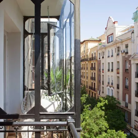 Image 4 - Calle de Hermosilla, 87, 28001 Madrid, Spain - Apartment for rent