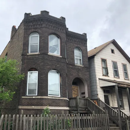 Buy this 9 bed duplex on 9230 South Brandon Avenue in Chicago, IL 60617