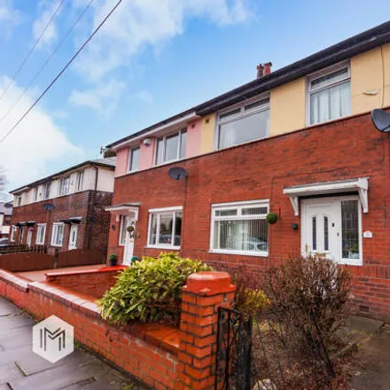 Buy this 3 bed duplex on Normandale Avenue in Bolton, BL1 6BQ