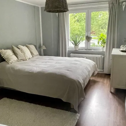 Rent this 2 bed apartment on Lombardsbrücke in 20354 Hamburg, Germany