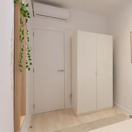 Image 3 - Carrer de Londres, 75, 08001 Barcelona, Spain - Apartment for rent