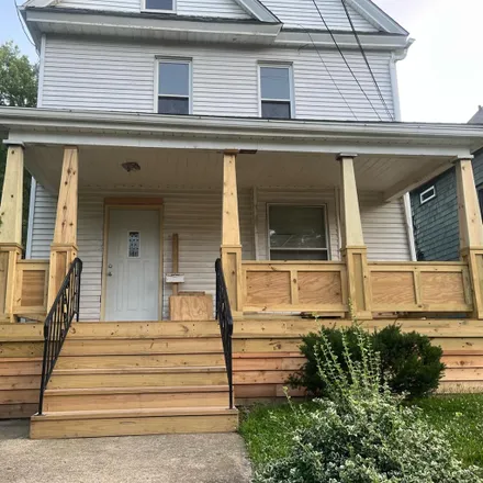 Rent this 1 bed apartment on 724 Payne Avenue in Akron, OH 44302