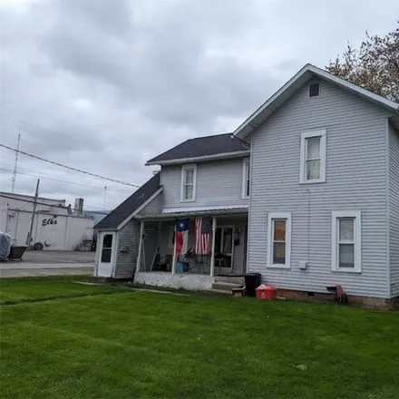 Buy this 3 bed house on 180 Shelby Street in Napoleon, OH 43545