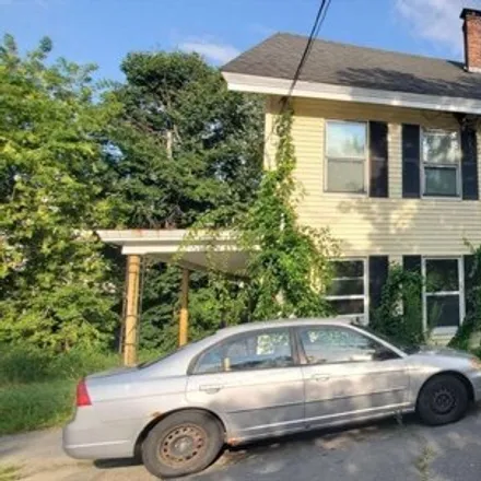 Buy this 8 bed house on 46 Wright St in Gardner, Massachusetts