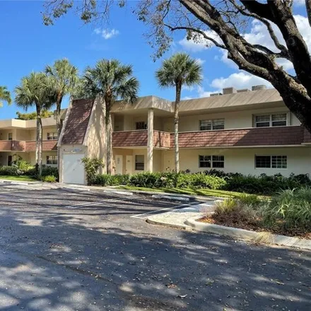 Rent this 2 bed condo on 3621 Oaks Clubhouse Dr Apt 205 in Pompano Beach, Florida