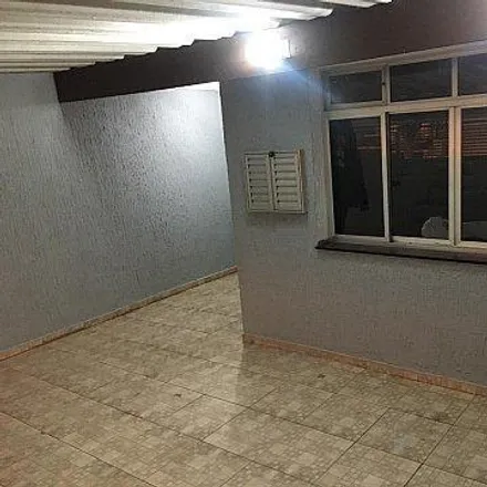 Buy this 2 bed house on Rua Chile in Taboão, São Bernardo do Campo - SP