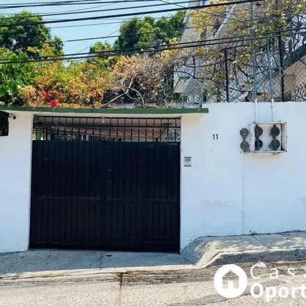 Buy this 11 bed house on Prolongación Mortero in Las Anclas, 39300 Acapulco