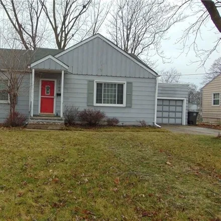 Buy this 2 bed house on 1752 Merle Hay Road in Des Moines, IA 50310