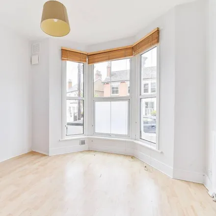 Rent this 1 bed apartment on 11 High View Road in London, SE19 3SS