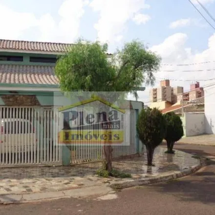 Buy this 3 bed house on Rua Itália in Vila Menuzzo, Sumaré - SP