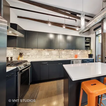 Image 7 - 1810-1822 West Grace Street, Chicago, IL 60618, USA - Loft for sale