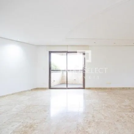 Rent this 3 bed apartment on Avenida Água Verde 1963 in Vila Izabel, Curitiba - PR