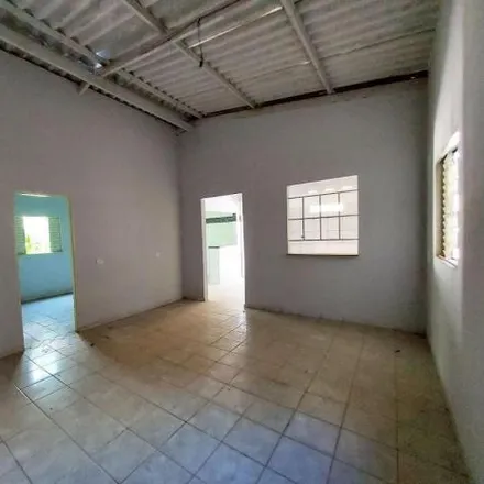 Image 2 - Avenida 8, Jardim Tiradentes, Aparecida de Goiânia - GO, 74961-050, Brazil - House for sale