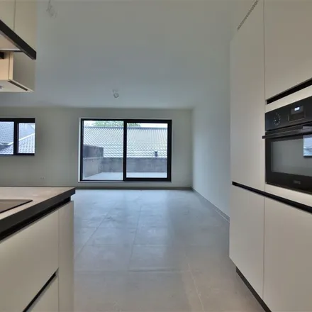 Rent this 3 bed apartment on Geerstraat 2 in 9200 Dendermonde, Belgium