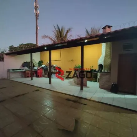 Buy this 4 bed house on Avenida Umuarama in Jardim Metrópole, Uberaba - MG