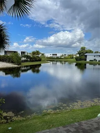 Image 2 - 16645 Hemingway Drive, Weston, FL 33326, USA - House for rent