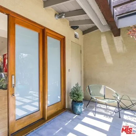 Image 2 - Laurel Pass Avenue, Los Angeles, CA 91604, USA - House for rent