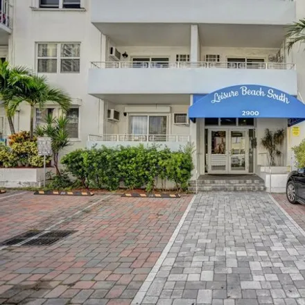 Image 2 - 2972 Banyan Street, Fort Lauderdale, FL 33316, USA - Condo for sale