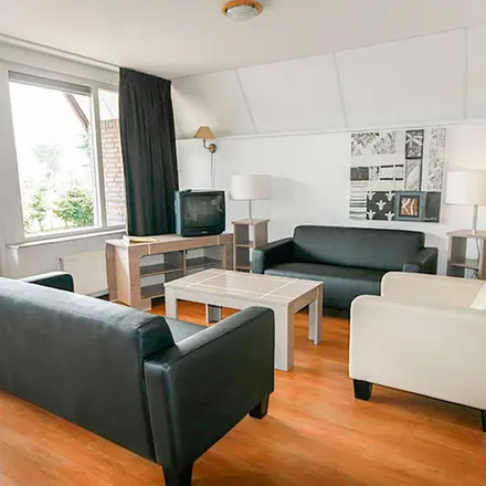 Image 6 - Feurthstraat 90, 6114 CX Dieteren, Netherlands - Apartment for rent