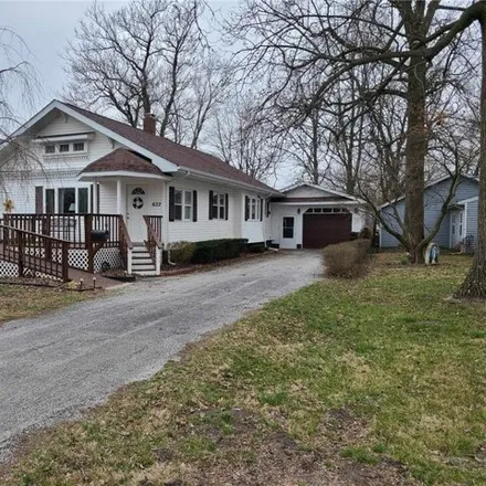 Buy this 2 bed house on 638 South Union Street in Nokomis, IL 62075