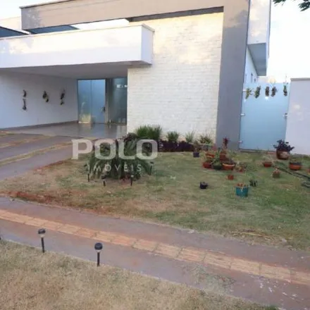 Buy this 2 bed house on Rua 19 in Parque Alvorada, Senador Canedo - GO