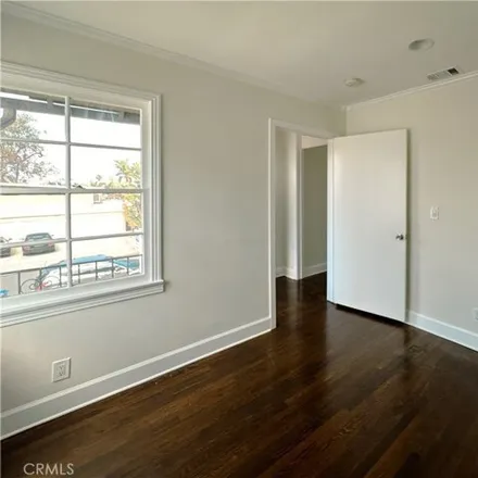 Image 5 - 1362 South Ridgeley Drive, Los Angeles, CA 90019, USA - House for sale