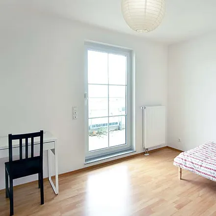 Rent this 5 bed room on Renoirallee 4a in 60438 Frankfurt, Germany