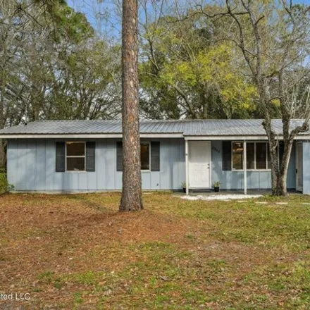 Buy this 3 bed house on 2312 Woodmont Street in Pascagoula, MS 39567