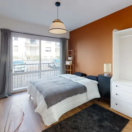 Rent this 1 bed apartment on 231 Rue Louis Blanc in 76100 Rouen, France