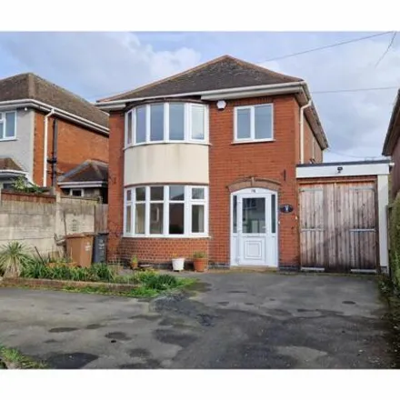 Buy this 3 bed house on 19 Quarry Hill Road in Ilkeston, DE7 4DA