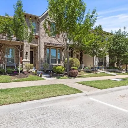 Image 2 - 624 Bridge Street, Coppell, TX 75019, USA - House for sale