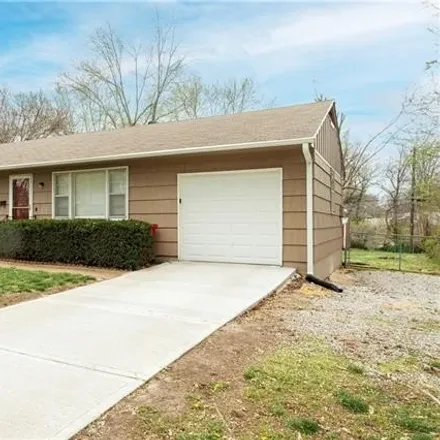 Buy this 3 bed house on 1560 Northwest B Street in Blue Springs, MO 64015