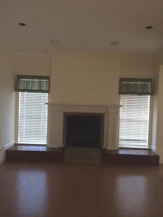 Image 4 - 5316 Colony Hill Road, Fort Worth, TX 76112, USA - House for rent