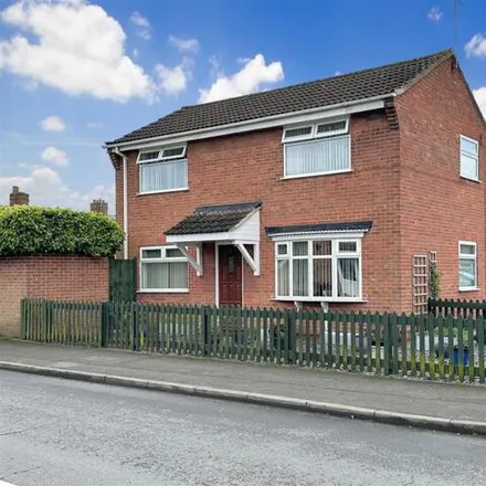 Buy this 3 bed house on 1 Alder Close in Newark on Trent, NG24 3AY