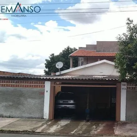 Buy this 4 bed house on Avenida São Francisco de Assis in Centro, Hortolândia - SP