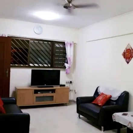 Rent this 1 bed room on Commonwealth 10 in 53 Commonwealth Drive, Singapore 142053