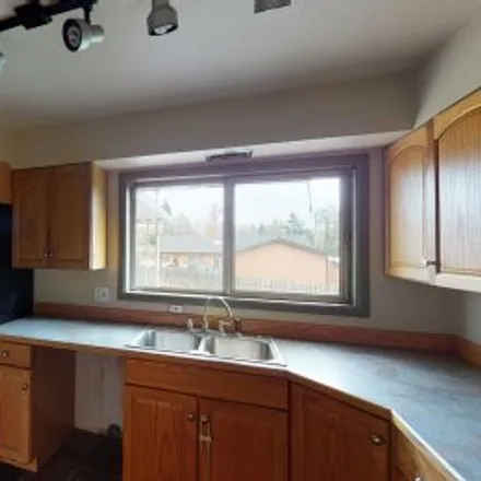 Buy this 3 bed apartment on 1143 Ne Hawthorne Avenue